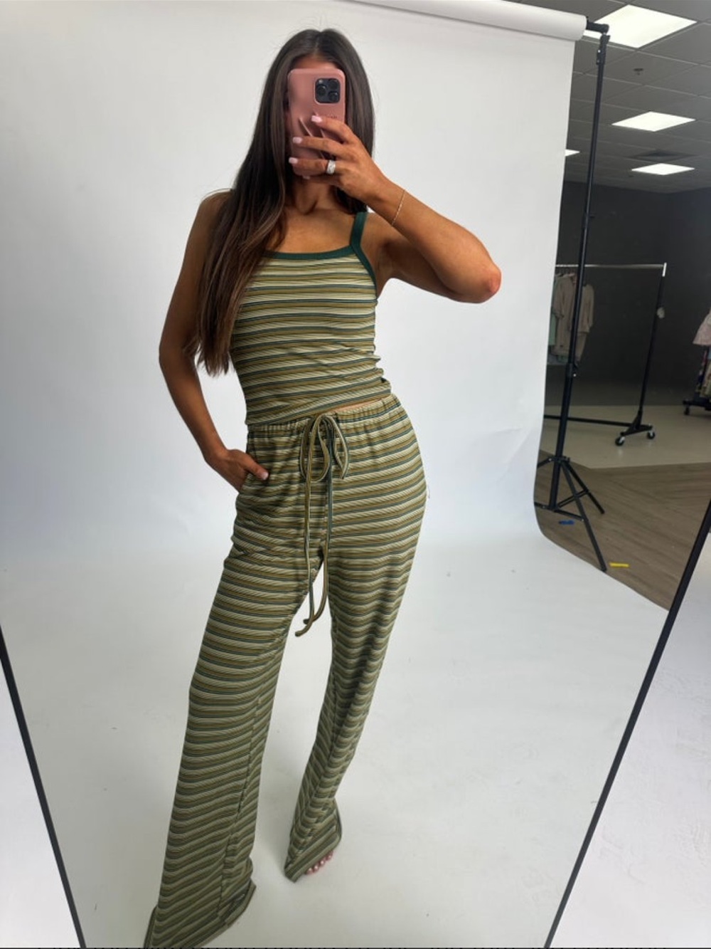 These Three Boutique Gracie Striped Pants Set Green Size Medium - Picture 2 of 3